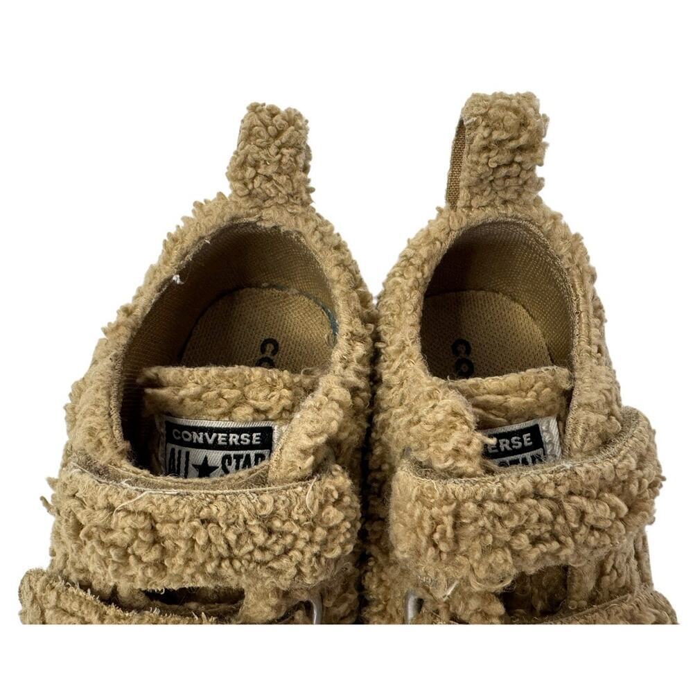 CONVERSE Chuck Taylor All Star Easy On Teddy Bear Fuzzy Strap Shoes Toddler Sz 5 - Picture 5 of 10